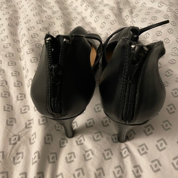 Charles Jourdan heels - Picture 3 of 7